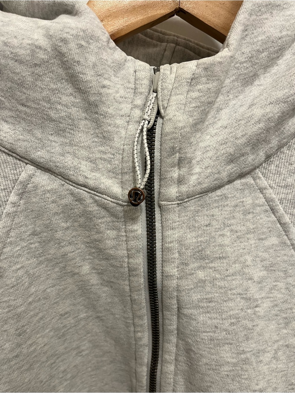 Lululemon Grey Cropped Hoodie 1/4 Zip
